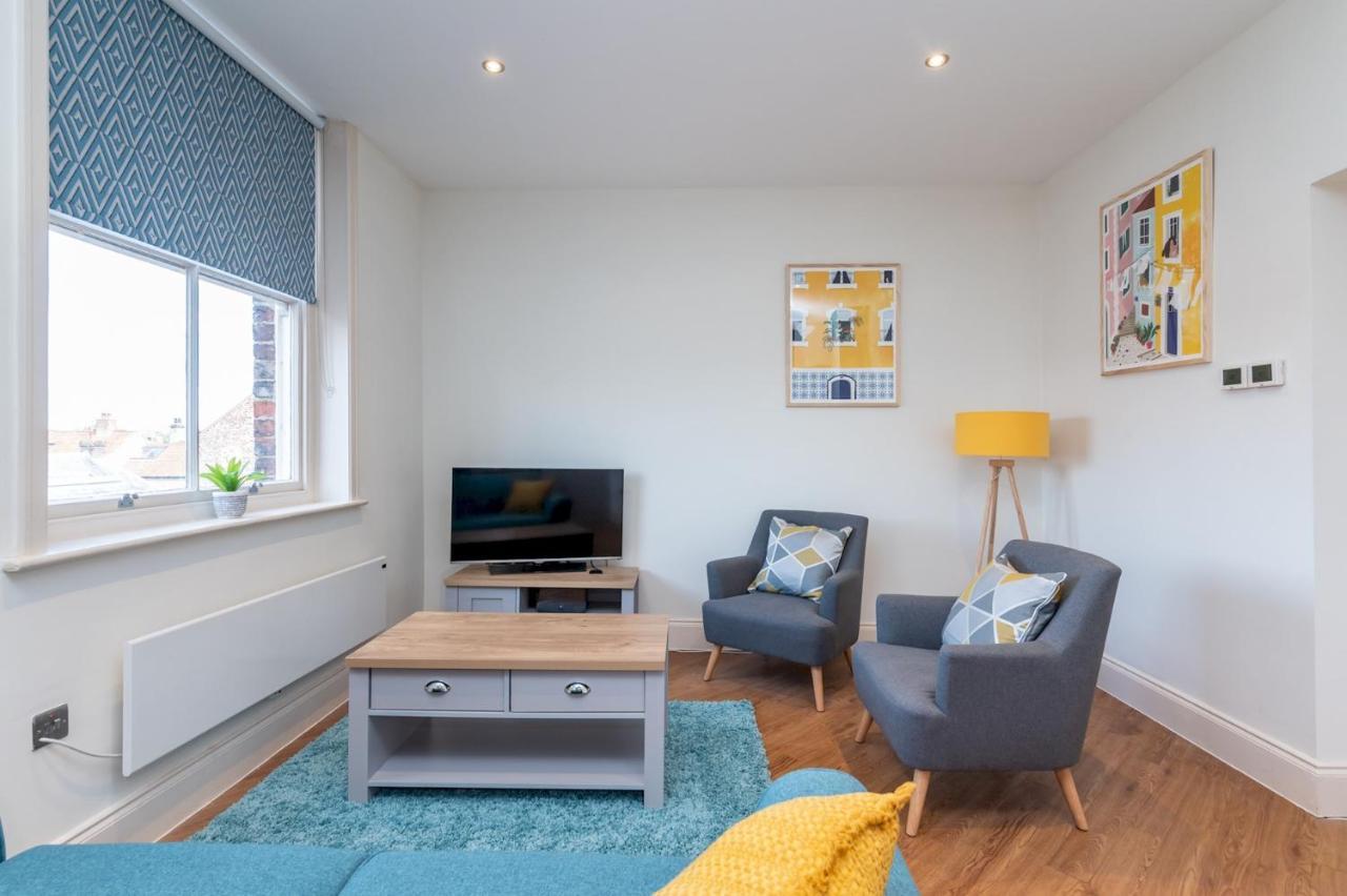 Apartment Pass The Keys Hunter House - Spacious & Modern Duplex With Private Parking
