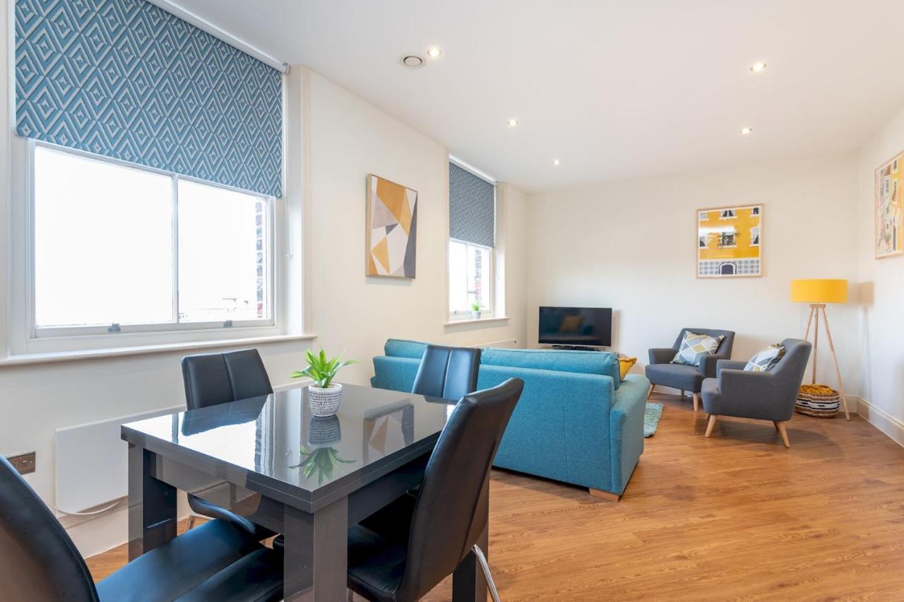 Pass The Keys Hunter House - Spacious & Modern Duplex With Private Parking